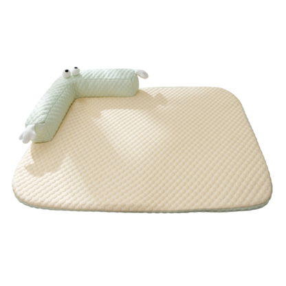 All-Season Ice Fabric Pet Pads with Cushioned Pillow, Quick-Drying, Reusable