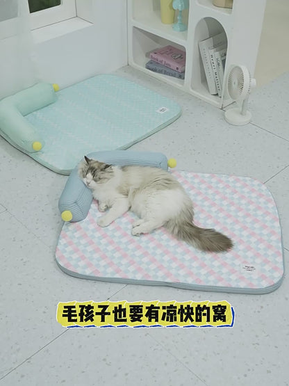 All-Season Ice Fabric Pet Pads with Cushioned Pillow, Quick-Drying, Reusable